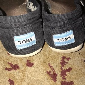 Black Toms!!